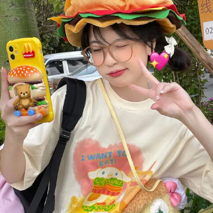 踉跄女孩