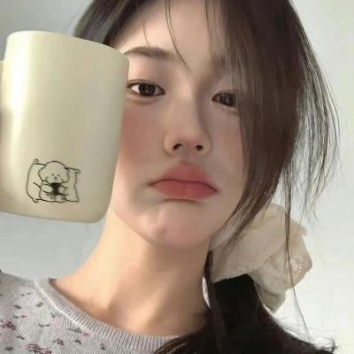 请问芳名